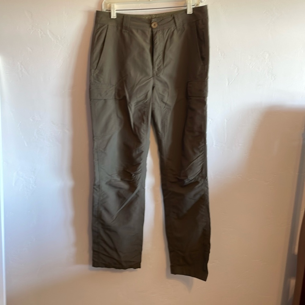 Green Eddie Bauer pants (32x32)